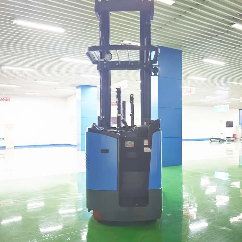座驾式前移电动叉车BYD-2R12P